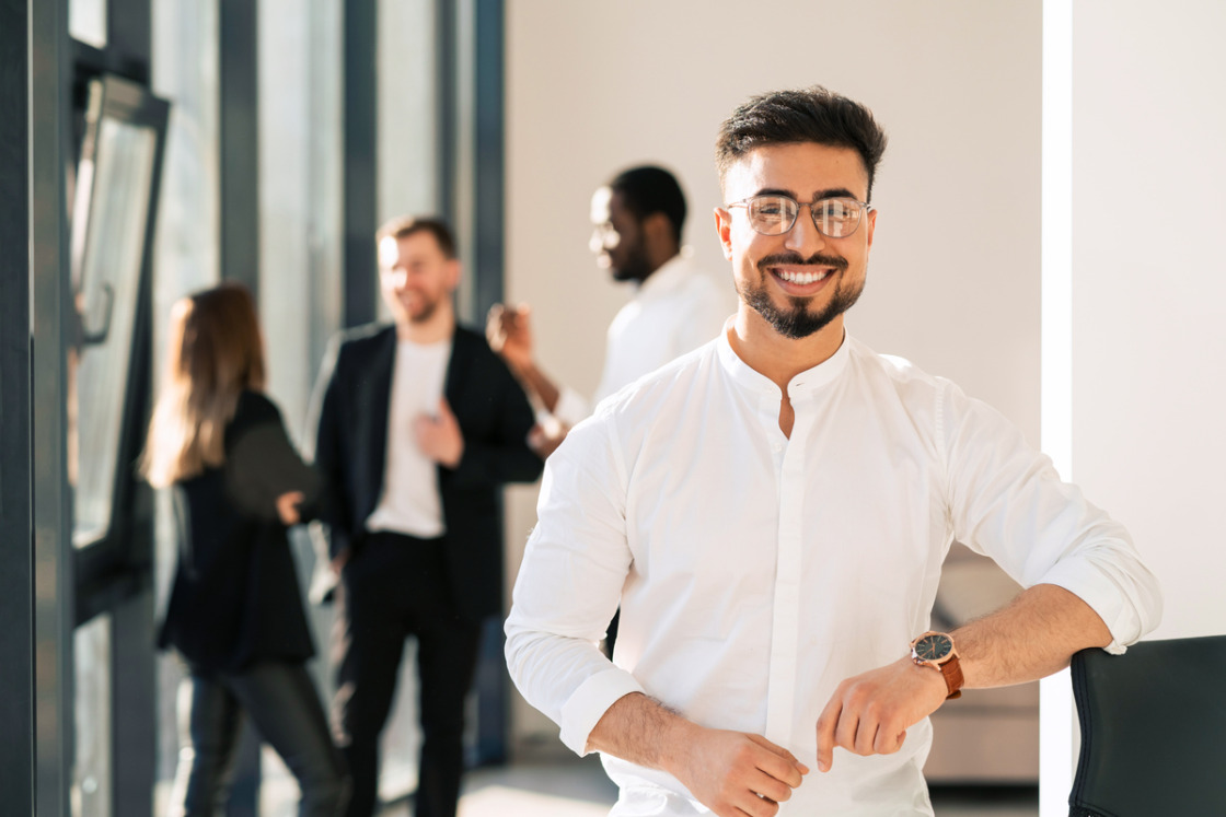 Independent contractor vs employee: what’s best for your business