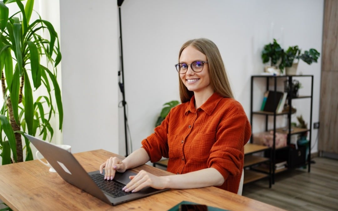 How to pay influencers: A complete guide for brands