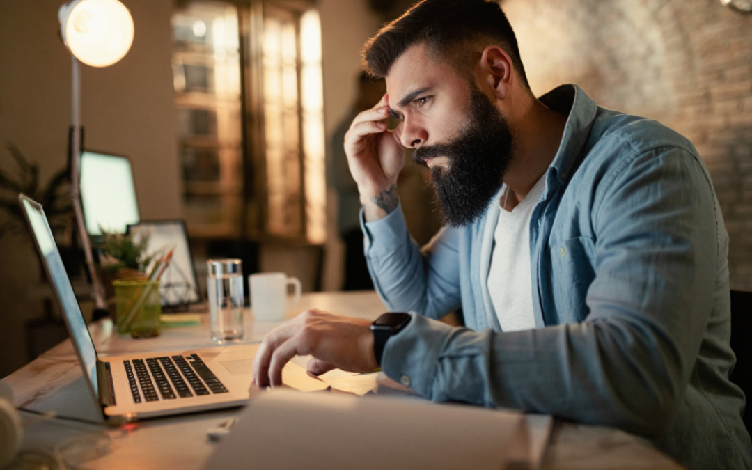 Podatki w umowie o dzieło – zasady, jak obliczyć, kiedy zapłacić?